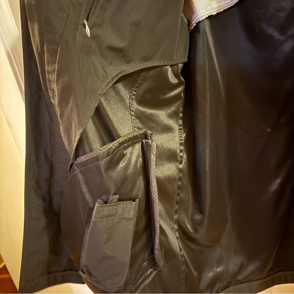 Bugatti Men's Black Single-Breasted Trench Coat, Sz 44R - Picture 7 of 16